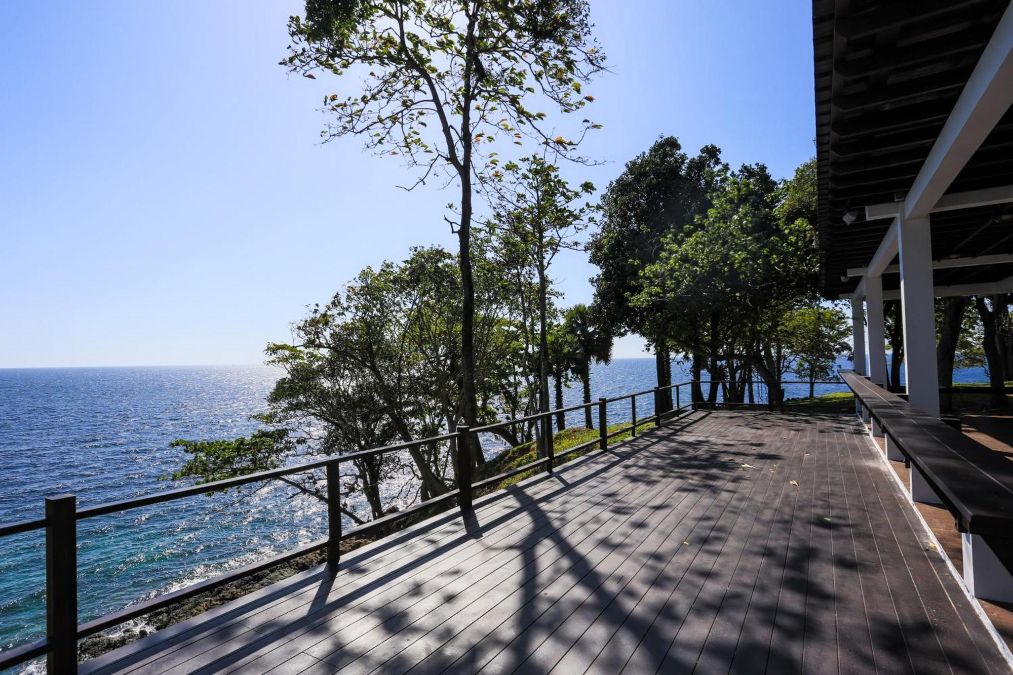 Ban Raya Resort And Spa Ko Racha Yai Esterno foto