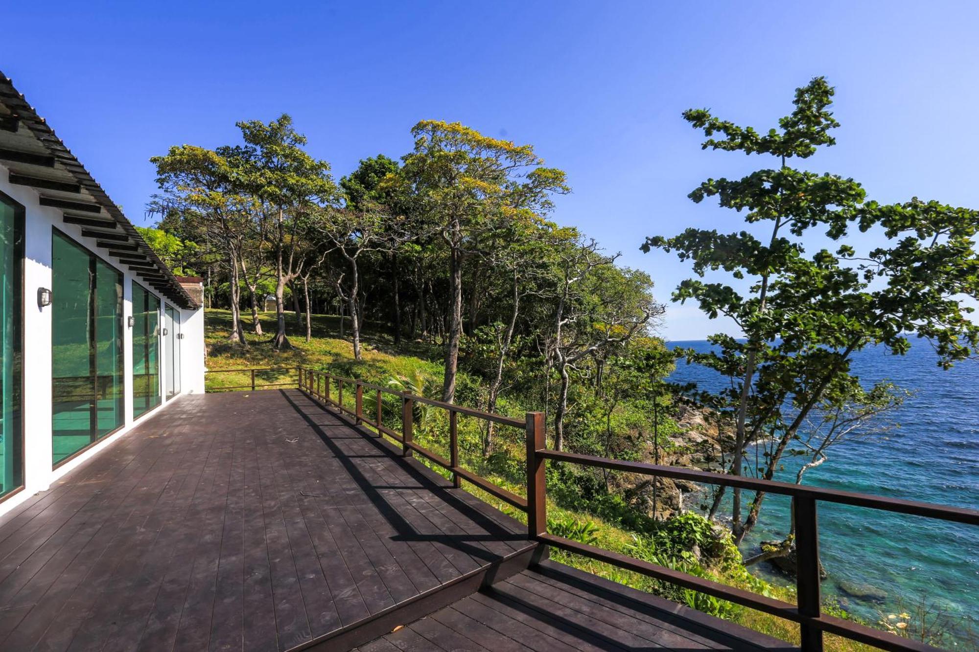 Ban Raya Resort And Spa Ko Racha Yai Esterno foto
