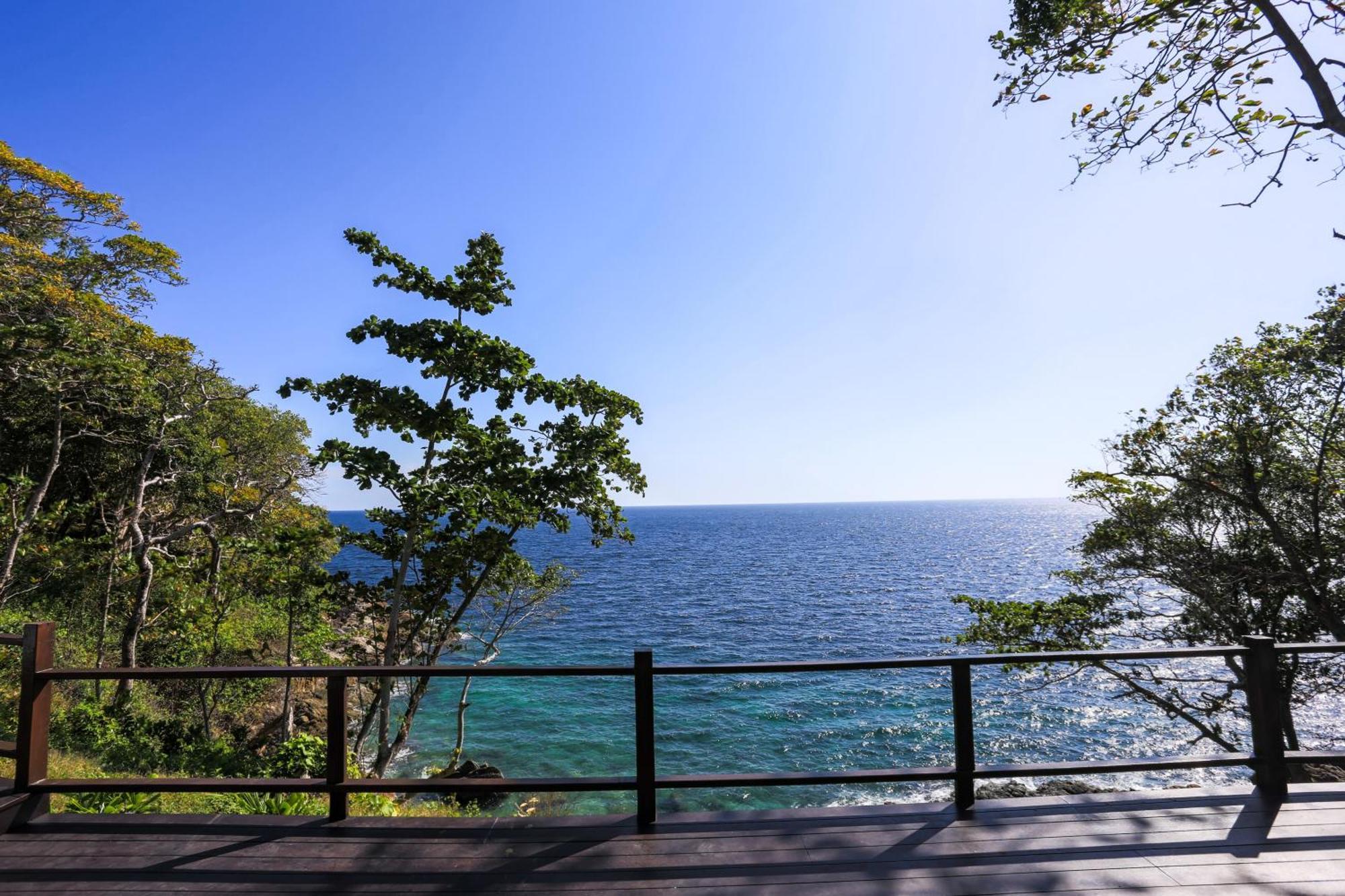 Ban Raya Resort And Spa Ko Racha Yai Esterno foto